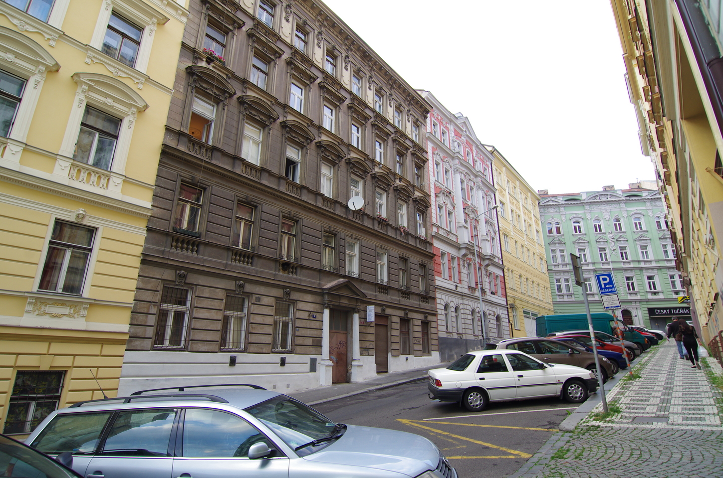 Праге следует изменить подход к строительству нового жилья